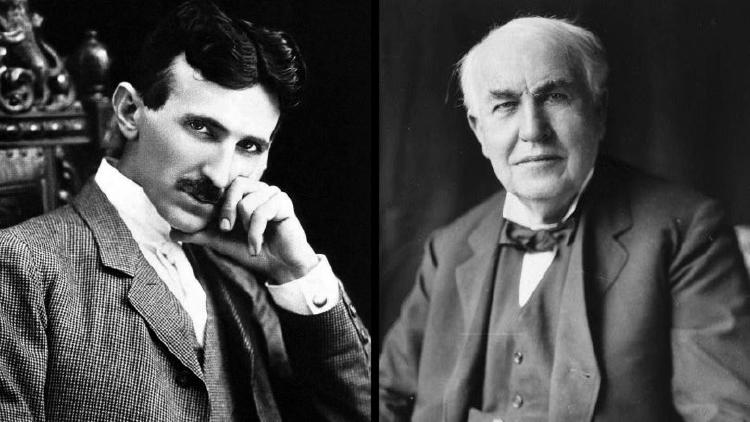NIkola Tesla (izq.) y Thomas Alva Edison (der.). NIkola Tesla (izq.) y Thomas Alva Edison (der.).